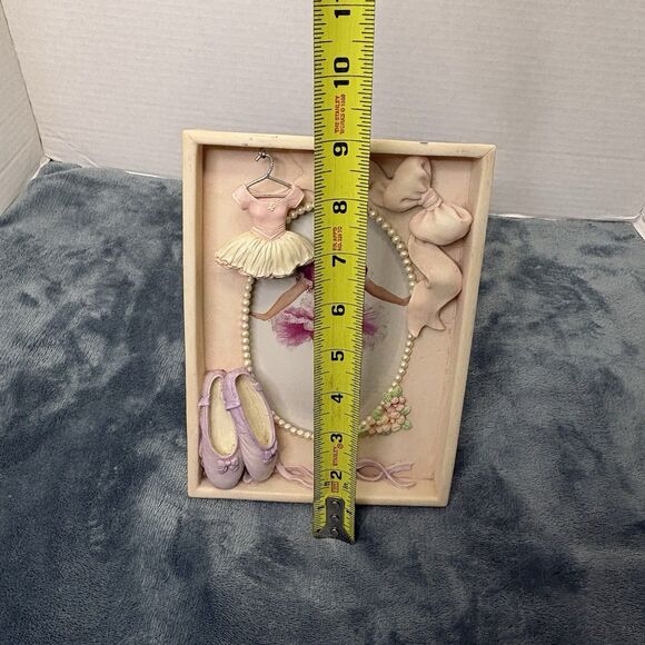 Russ Berrie Little Tutu 4 By 6 Picture Frame Handpainted Dancer Exquisite Frame - Picture 8 of 8